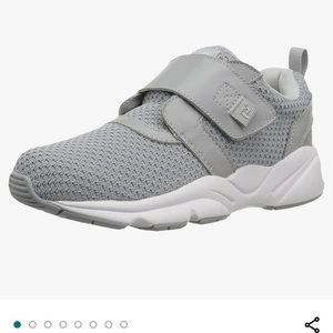 Propet Womens Stability X-Strap Sneakers Light Grey Size 7.5W NIB